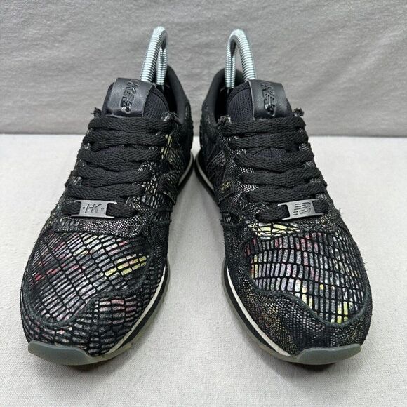 New Balance 420 Womens Size 6.5 (B) Shoes Black Snake Print Sneakers Heidi Klum - Picture 2 of 8